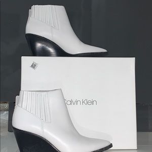 Calvin Klein Tabby Cow Silk